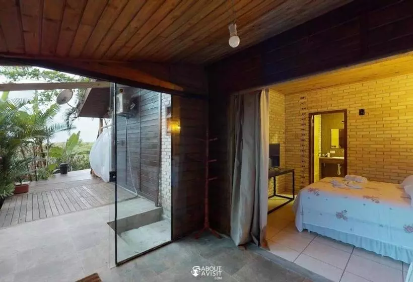 ペンション Pousada Villa Verde   Frente Para A Praia Do Farol