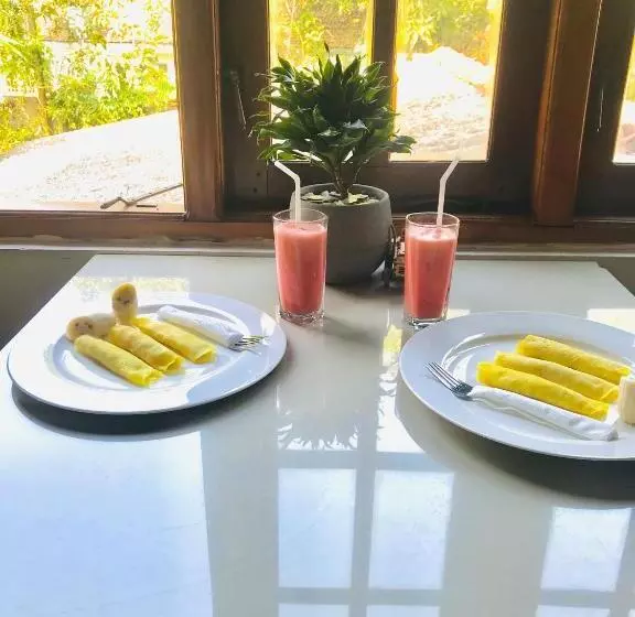 پانسیون Summer House Mirissa