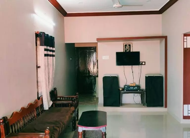 ペンション Vijay Villa   Private Guesthouse   Nature S Homestay , Yelagiri Hills