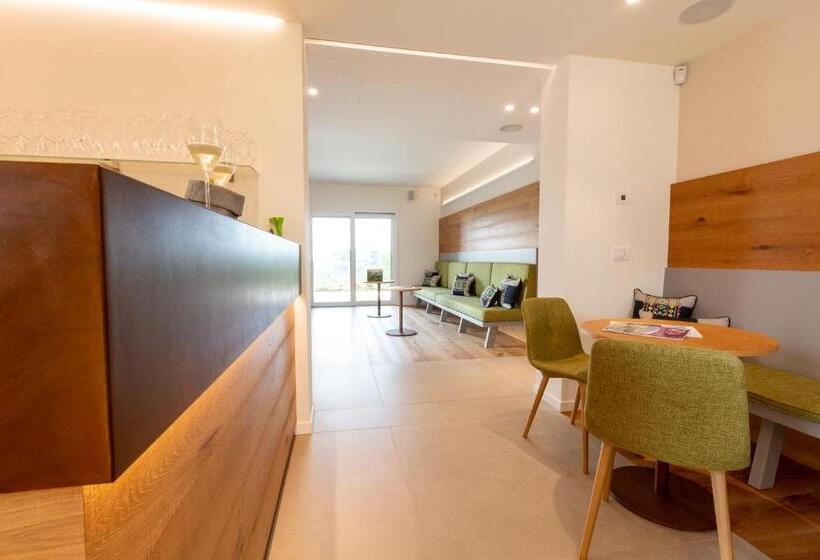 リゾートホテル Relais Althea Azienda Agrituristica