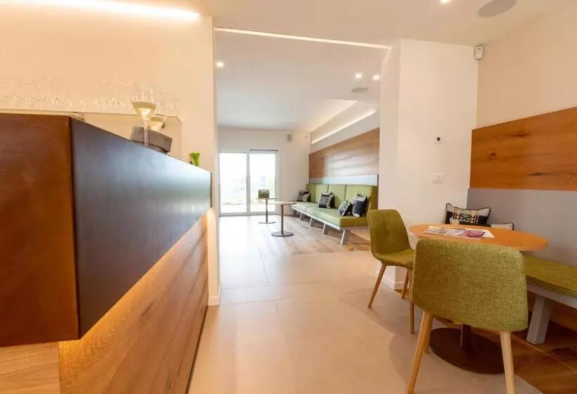 リゾートホテル Relais Althea Azienda Agrituristica