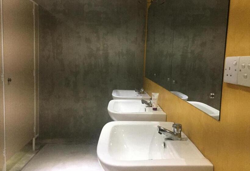 הוסטל Bunk 15 Hiriketiya