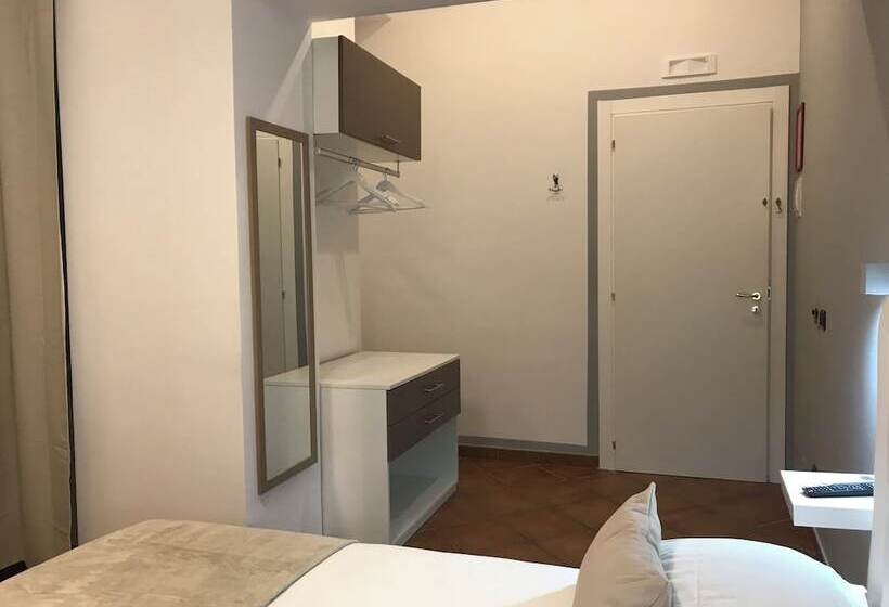 تختخواب و صبحانه Base Napoli Plebiscito