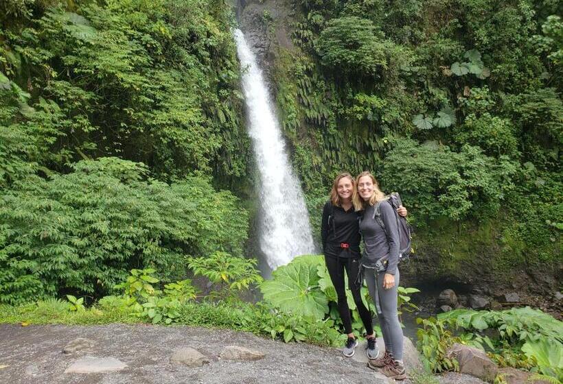 تختخواب و صبحانه Hostal Casa Azul