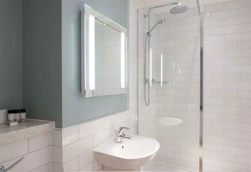 Hotelli Balloch House By Innkeeper S Collection