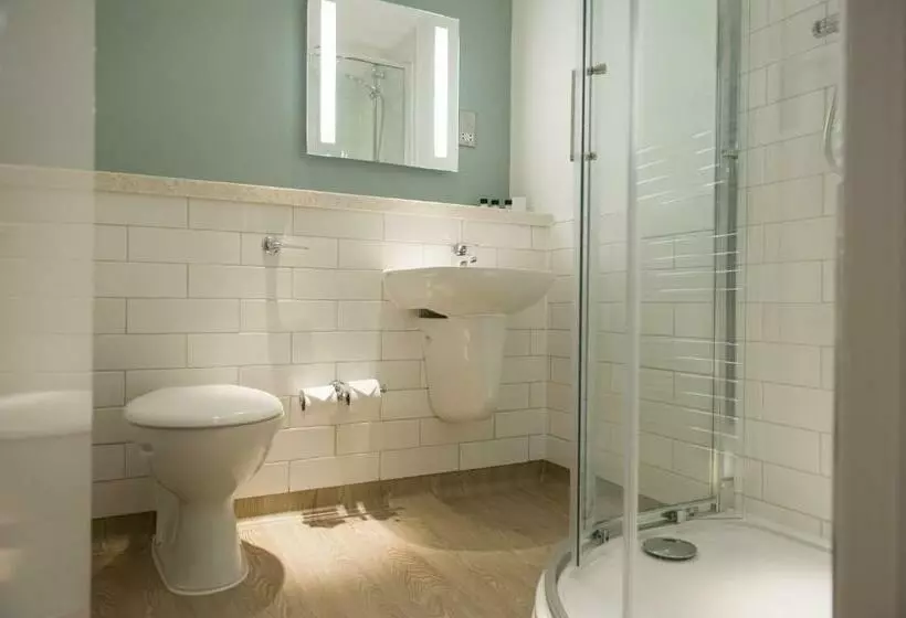 Hotelli Balloch House By Innkeeper S Collection