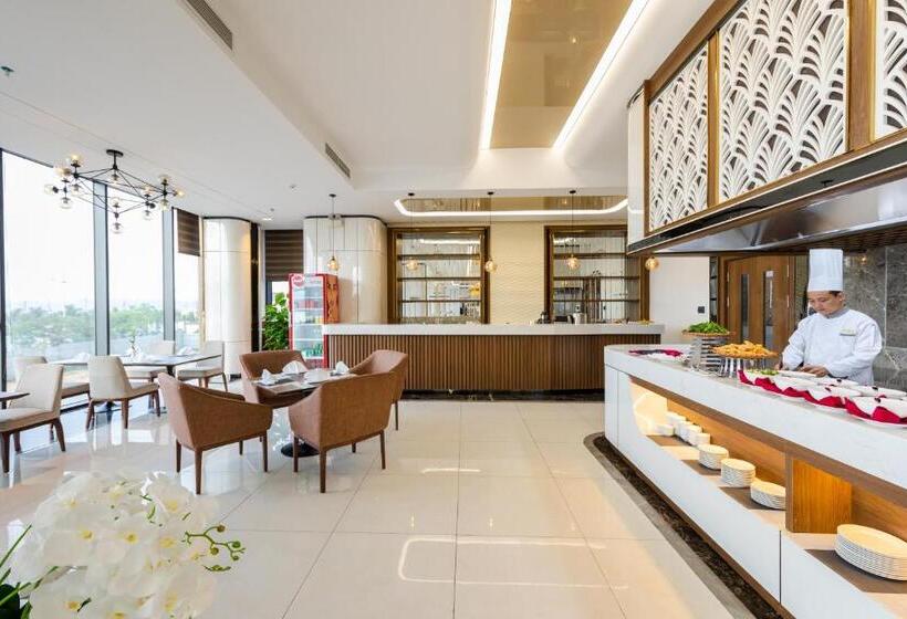 هتل Muong Thanh Grand Bai Chay