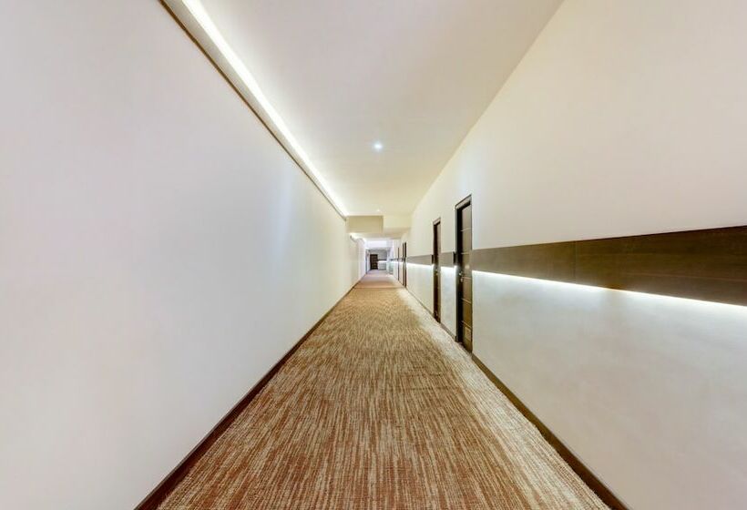 Отель Treebo Trend Fort Mercara