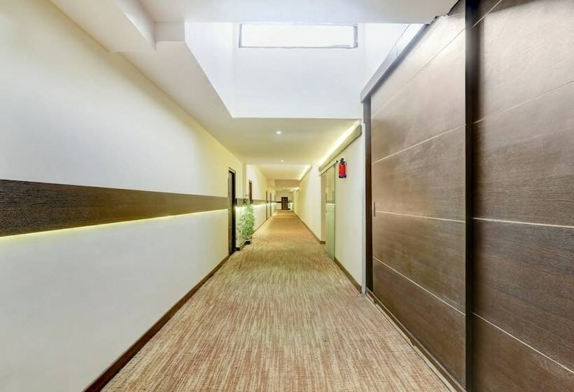 Отель Treebo Trend Fort Mercara