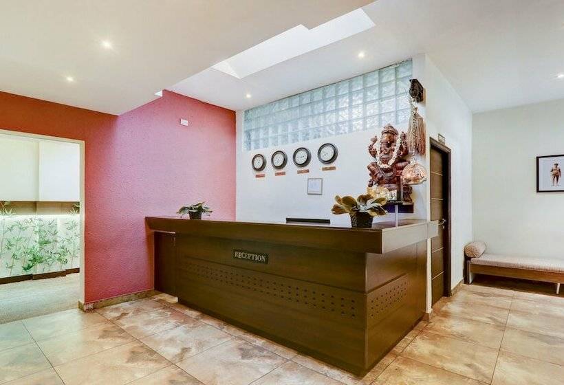 Отель Treebo Trend Fort Mercara