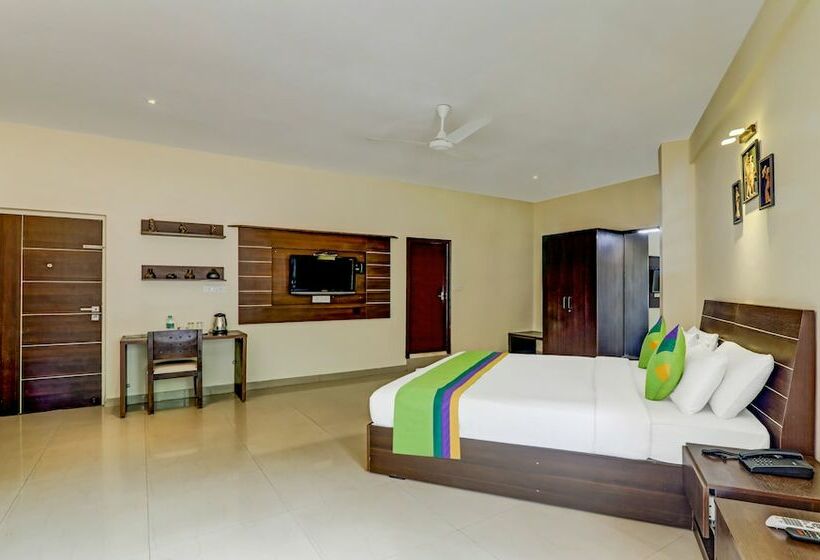 Отель Treebo Trend Fort Mercara