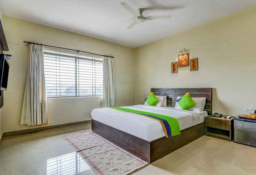 Отель Treebo Trend Fort Mercara