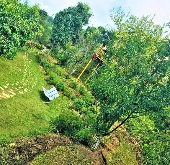 Kings Paradise Resort Kanatal