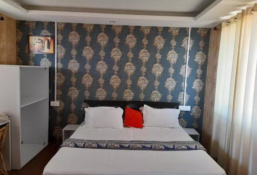 Kings Paradise Resort Kanatal