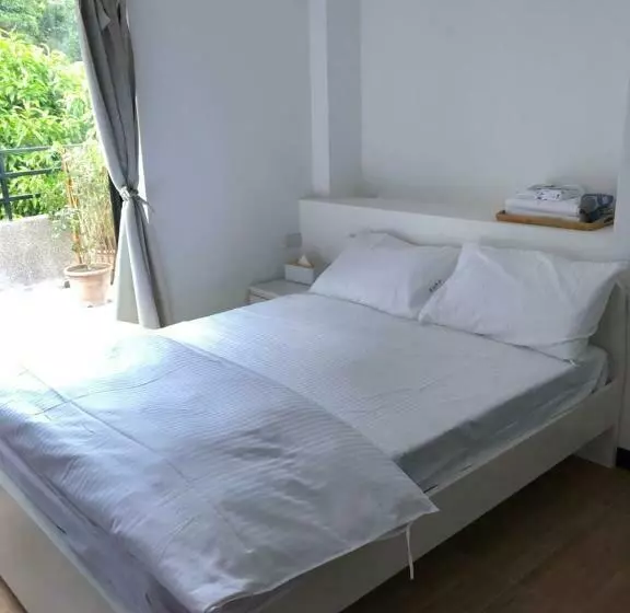Lucky House B&b