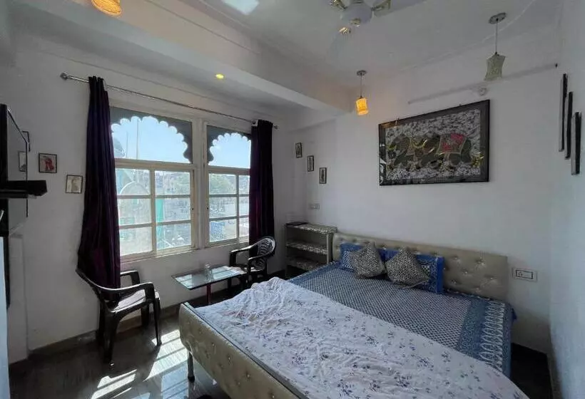 ペンション Boraj Haveli Guest House