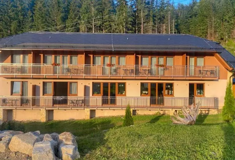 Majatalo Penzión Janík Jasná