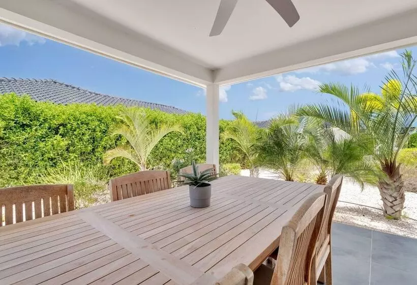 استراحتگاه Grand Windsock Bonaire