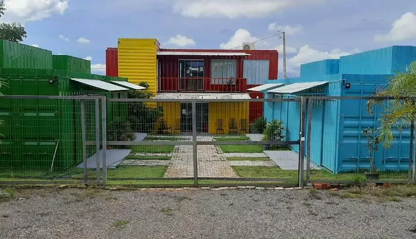 ユースホステル Mandala House Container