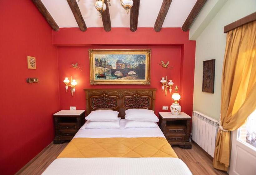 酒店 Bujtina Sidheri