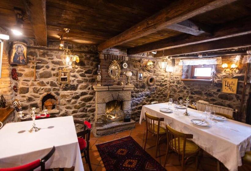 酒店 Bujtina Sidheri