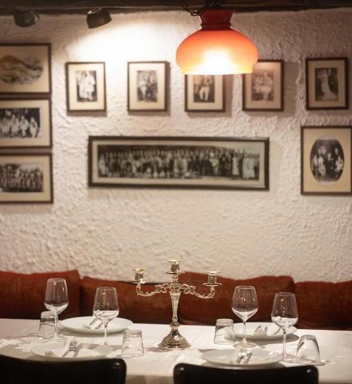 酒店 Bujtina Sidheri