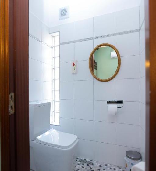 酒店 Bujtina Sidheri