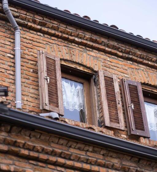 酒店 Bujtina Sidheri