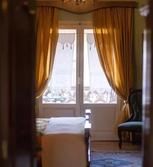 ホテル Bujtina Sidheri