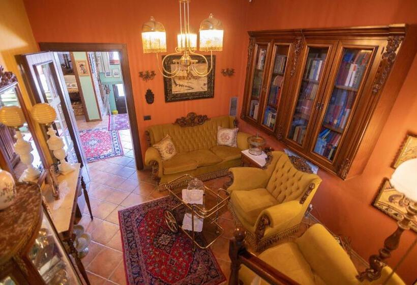 酒店 Bujtina Sidheri