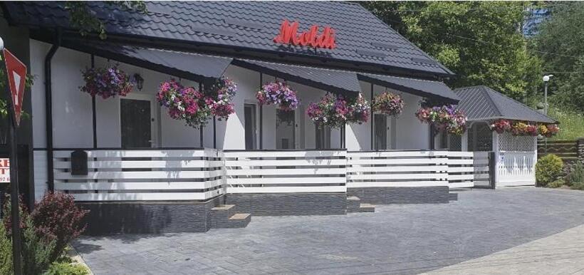 هتل Cazare Moldi Btt