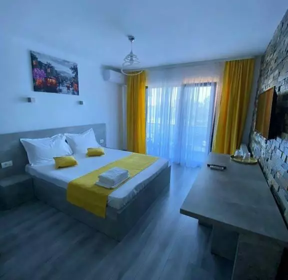Hotelli Mavboutique Villa