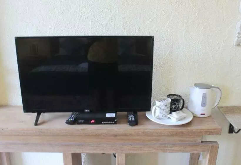 ペンション Adore Guesthouse