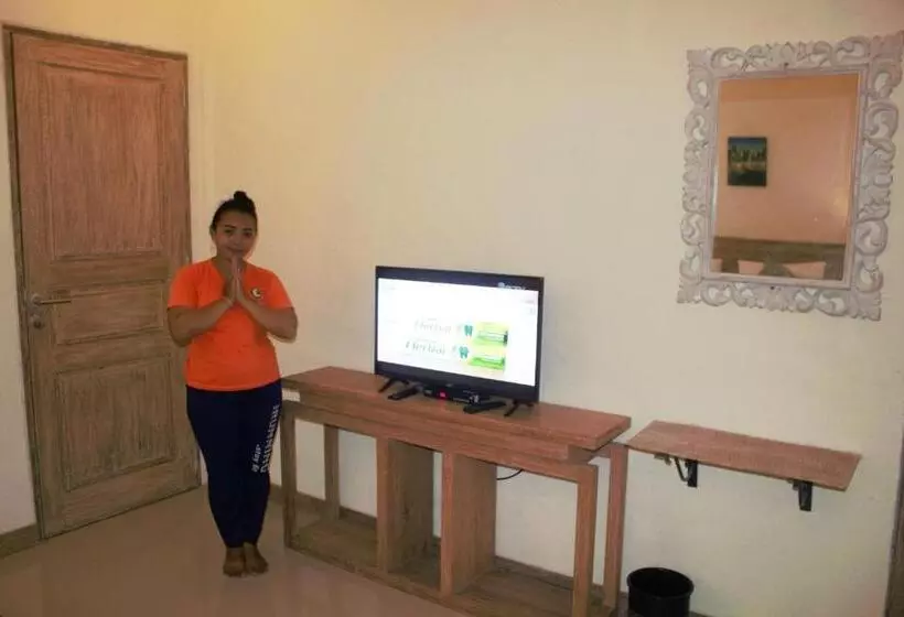 ペンション Adore Guesthouse