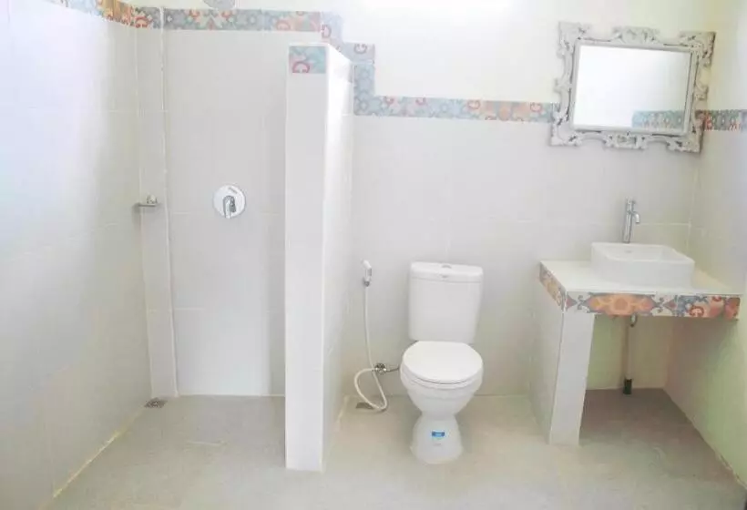 ペンション Adore Guesthouse