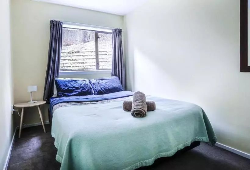 هاستل Aspen Lodge Backpackers