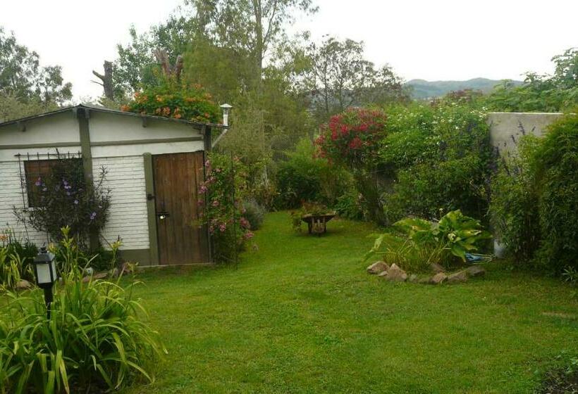 Bed and Breakfast Habitación Hemerocallis Hospedaje Lo De Juan Y Mabel
