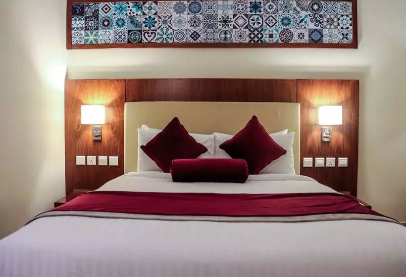 هتل Avari Xpress Multan