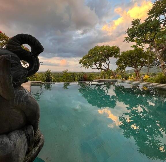 ホテル Menjangan Hill