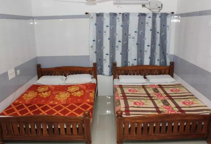 Hotelli Sdd Residency