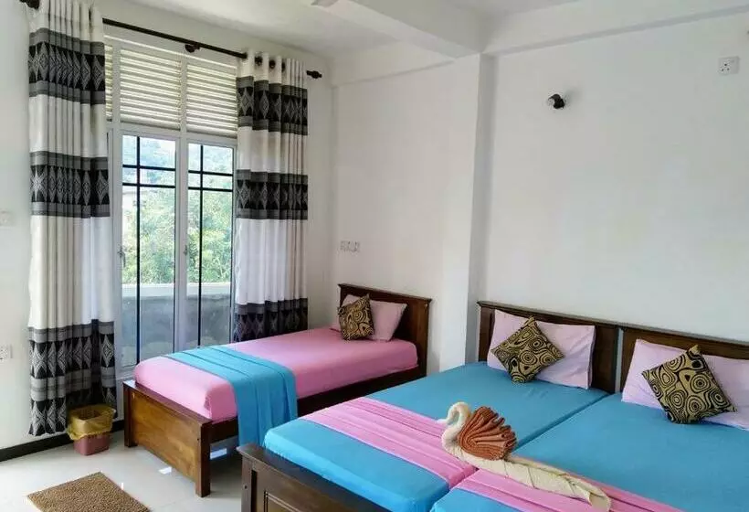 پانسیون Kandyan Feel Free Homestay