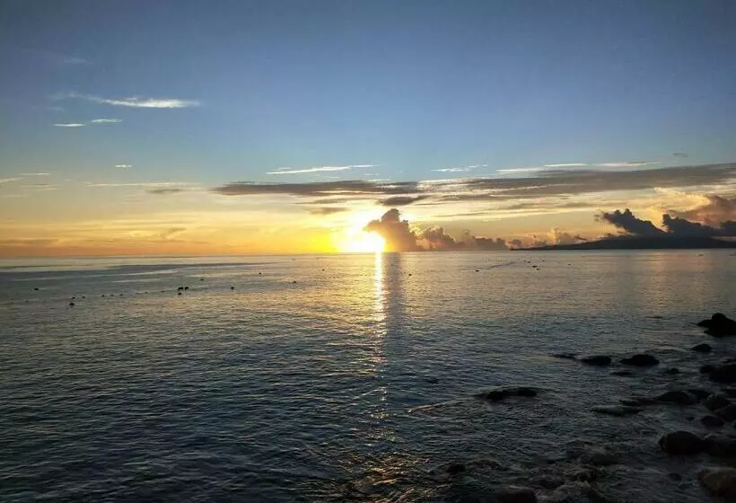 Ryokan Izu Hokkawa Seaside Guesthouse 伊豆北川の家