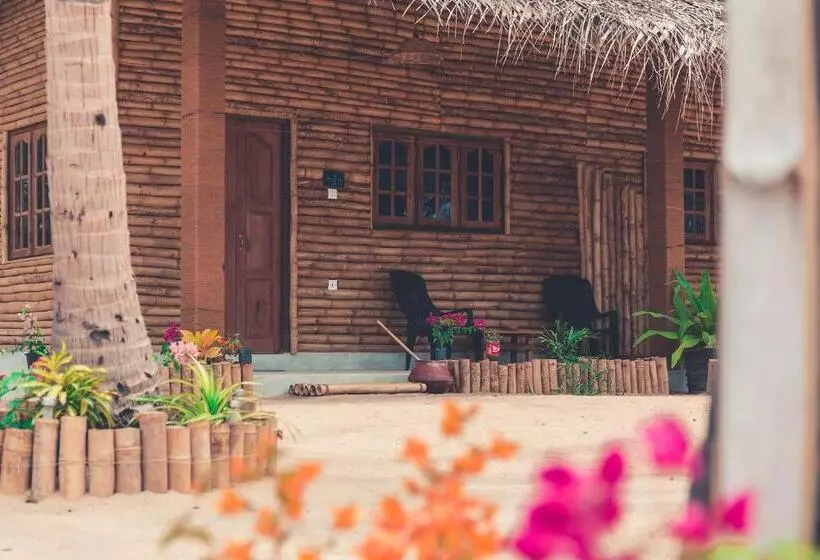 ホテル Surfpoint Sri Lanka Kite Village