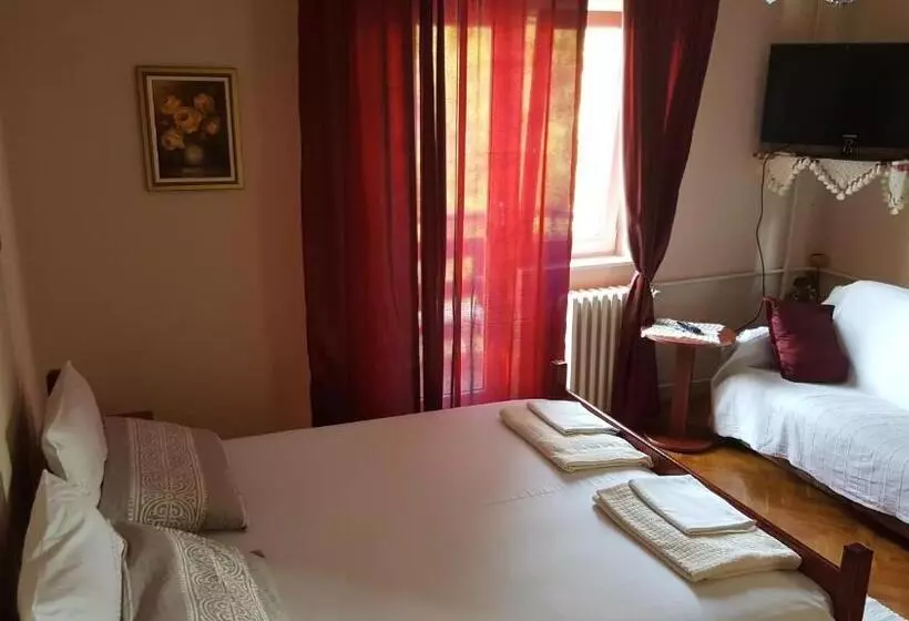 Pension Guest House Major