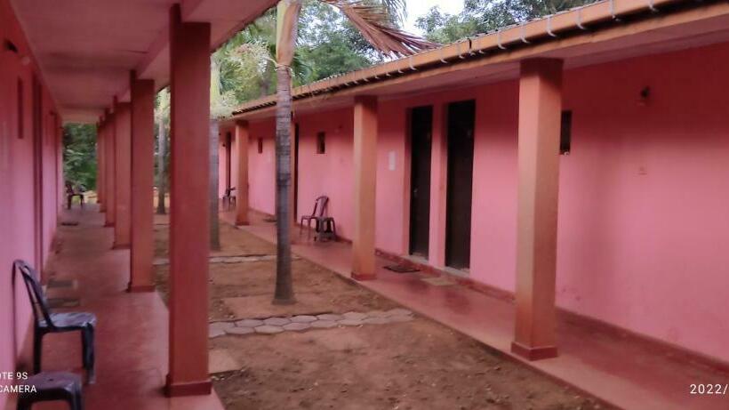 بنسيون Isuruma Rest