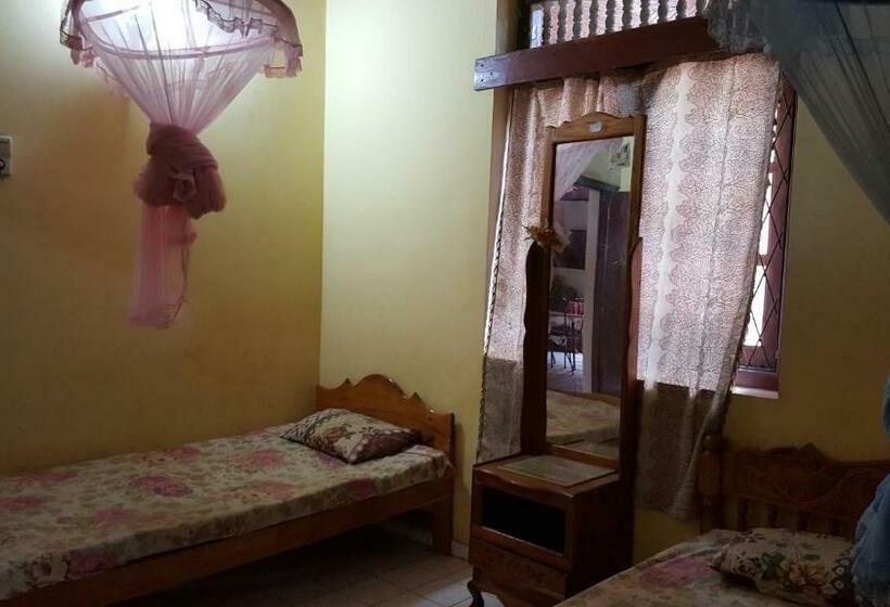 بنسيون Isuruma Rest