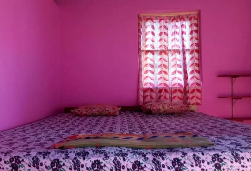 ペンション Om Ganesh Guest House Cliffside