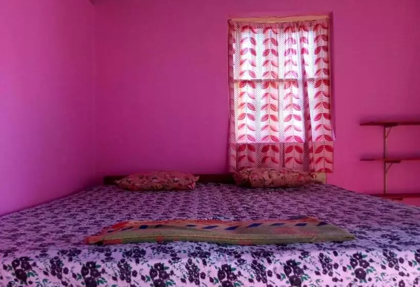 ペンション Om Ganesh Guest House Cliffside