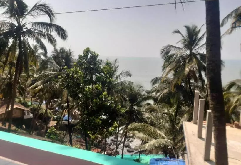 ペンション Om Ganesh Guest House Cliffside