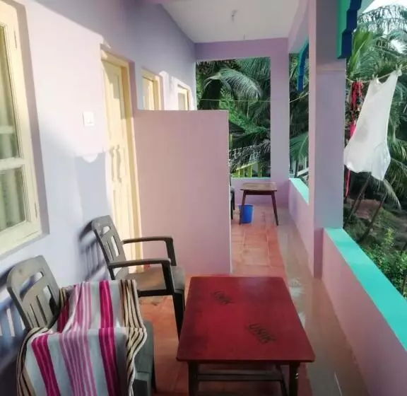 ペンション Om Ganesh Guest House Cliffside